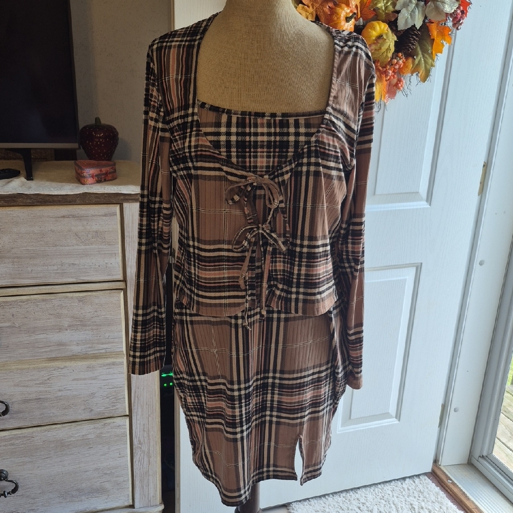 Rue21 Brown Plaid Long Sleeve Dress